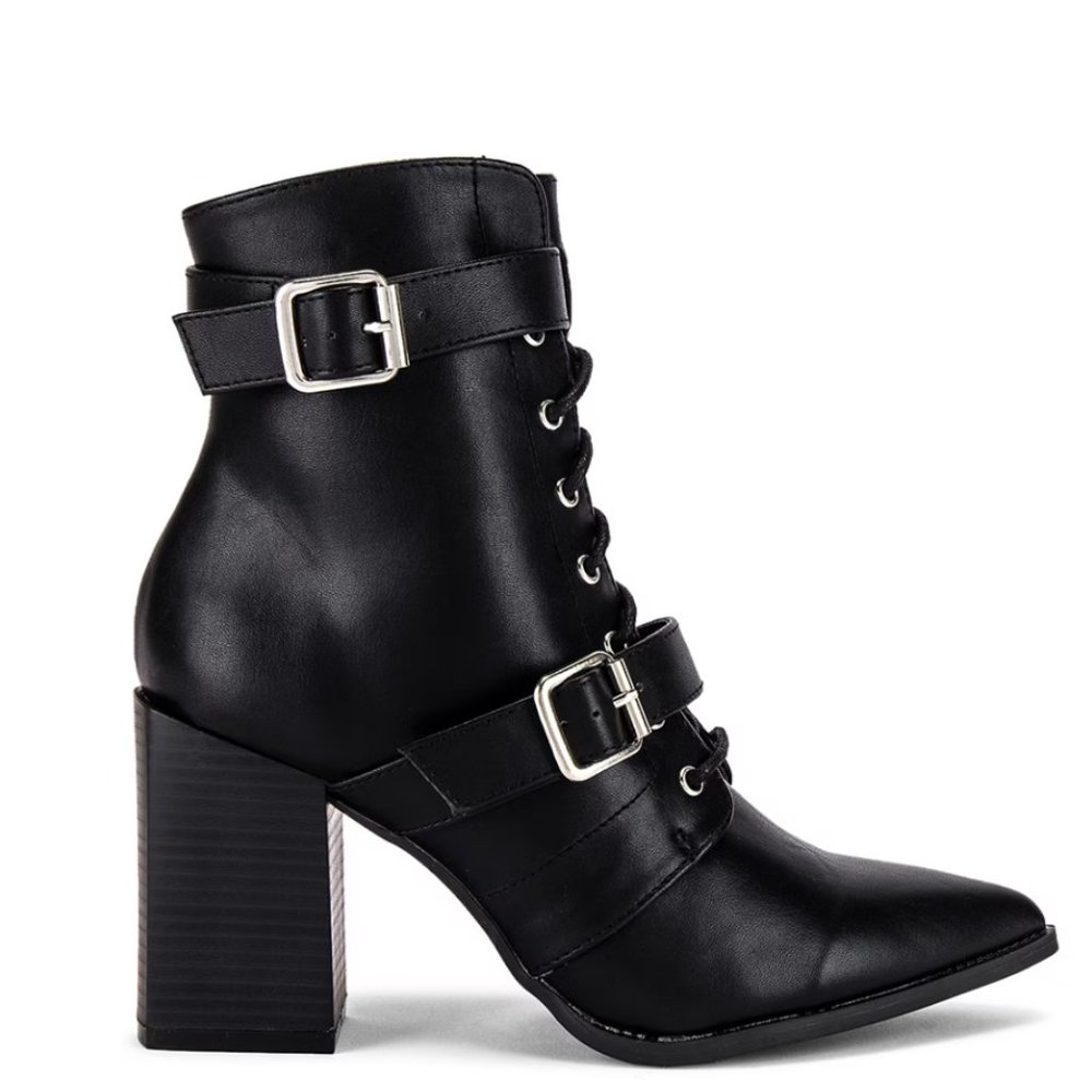 Revolve - superdown Lee Bootie - Size 6